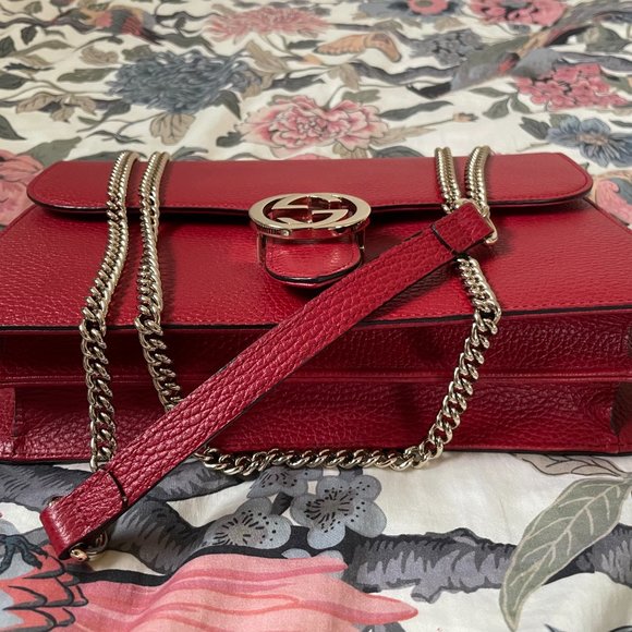 Gucci Interlocking GG Shoulder Bag Red in Leather with Gold-tone - Picture 2 of 5